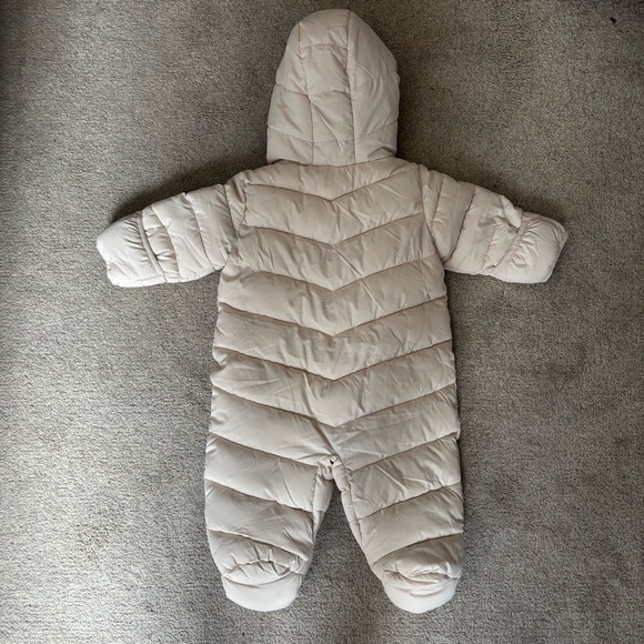 Volcom Baby Snowsuit – Hooded Fleece Lined Warm Winter Jumpsuit – 6-9 M - Picture 5 of 9